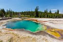 027 Yellowstone NP, abyss pool